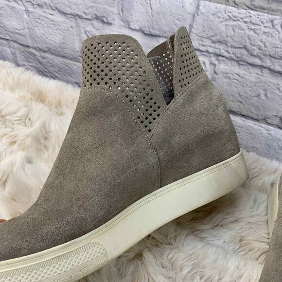 Steve Madden Wedge Sneaker Womens‎ 9.5 Winni Suede Grey Perforated Slip On - Picture 3 of 7